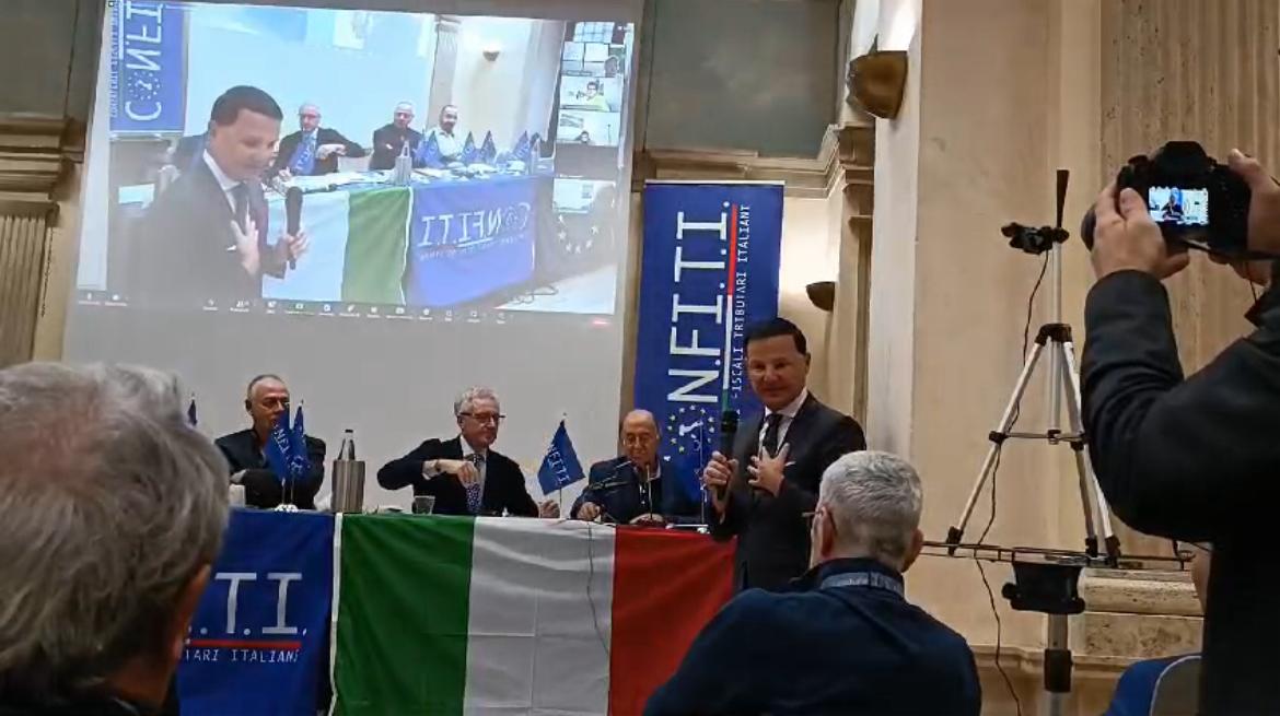 ADESIONE A CONFASSOCIAZIONI